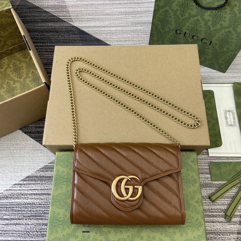 G*u*i wallets & purse